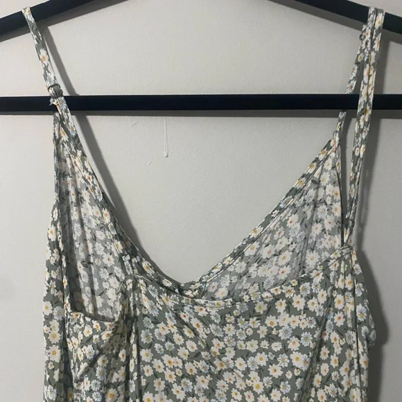 Shein Green Floral Mini Dress with Buttons - Picture 6 of 9